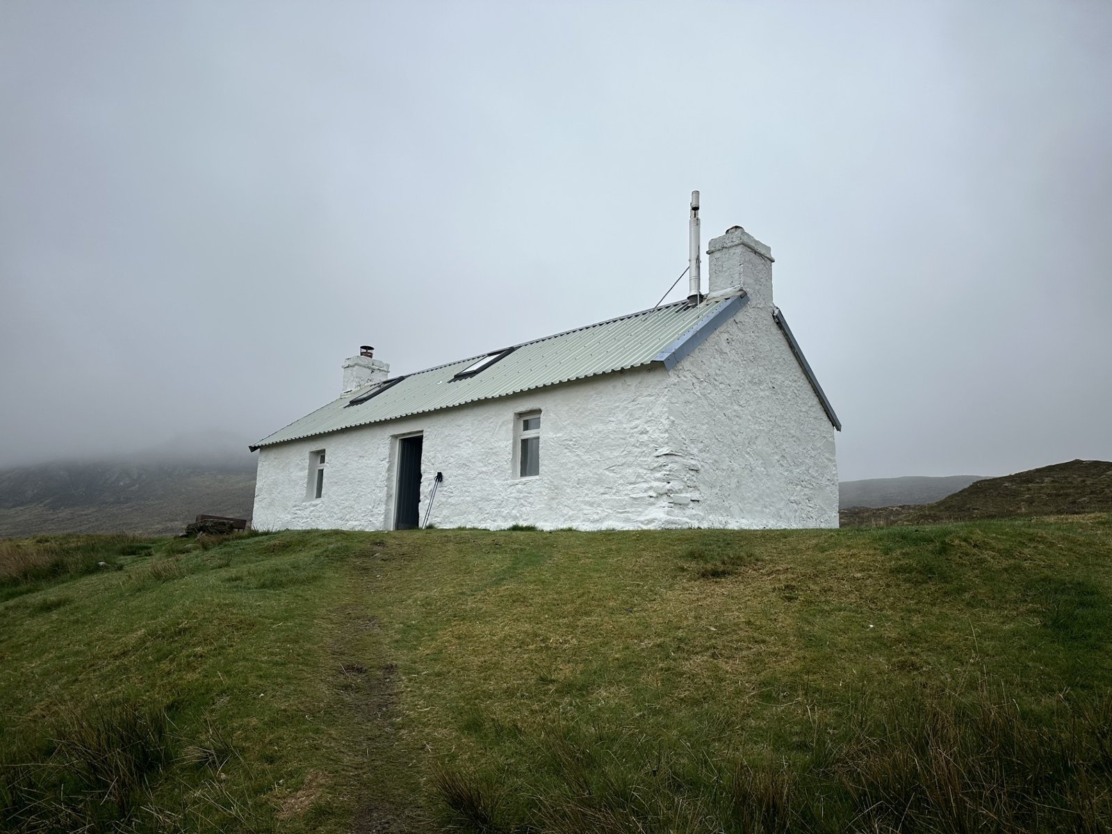 Maol Bhuidhe bothy on the Cape Wrath Trail